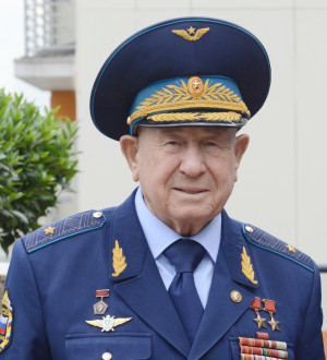 leonov